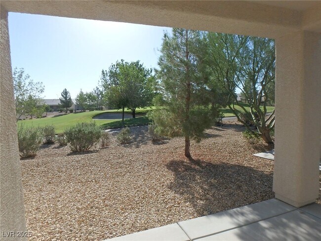 Building Photo - 7404 Shelduck St