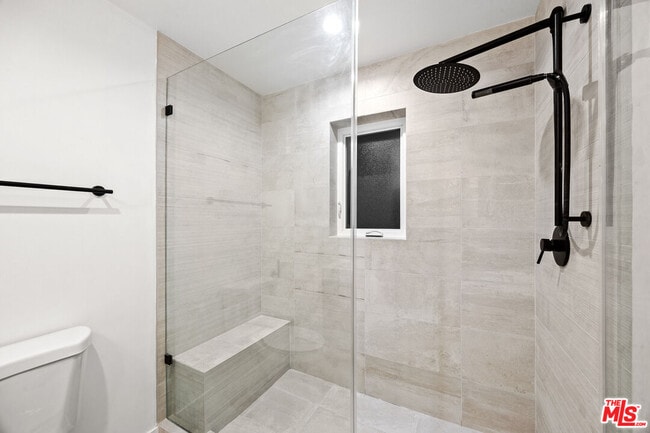 Building Photo - 807 N Cherokee Ave