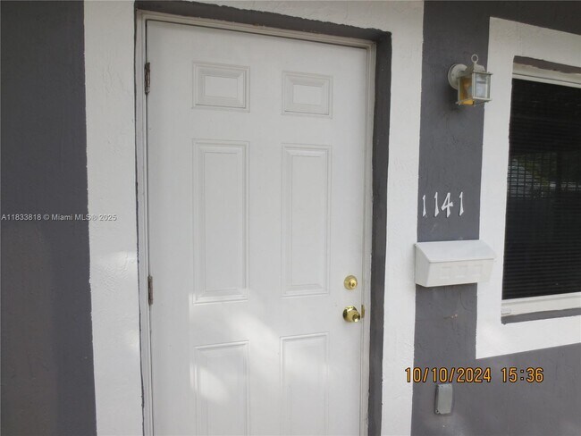 Building Photo - 1141 NW 30th St