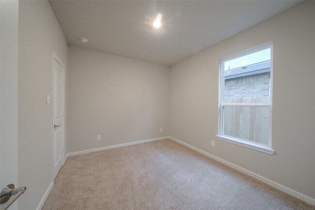 Building Photo - 21859 Fitzroy Mnr Ln