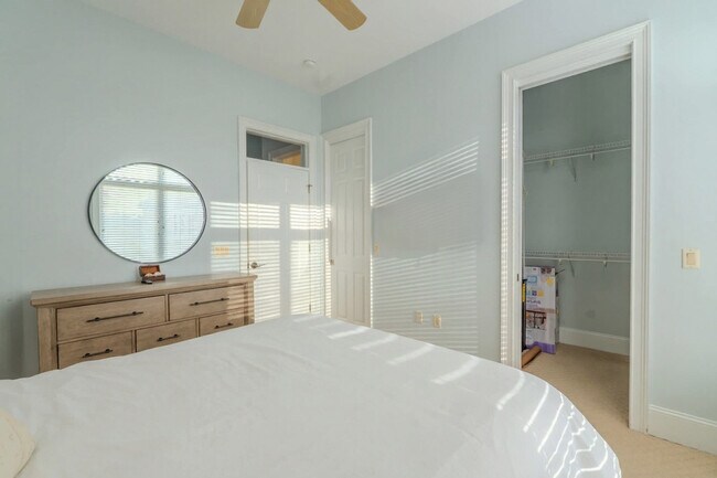 Building Photo - 87 Singleton Beach Rd