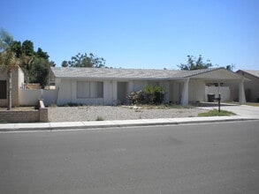 Building Photo - Three Bedroom Two Bath House