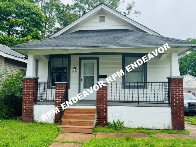 Building Photo - Charming 2-Bed Home in Quiet Hillsdale Nei...