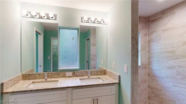 Building Photo - 621 NW 7th Pl