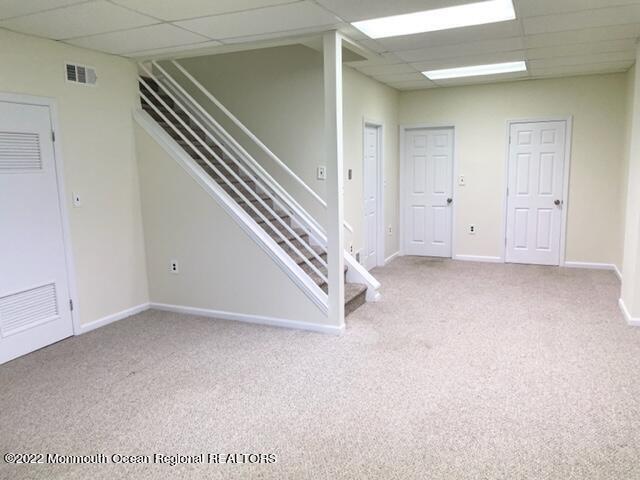 Building Photo - 331 Oak Knoll Dr