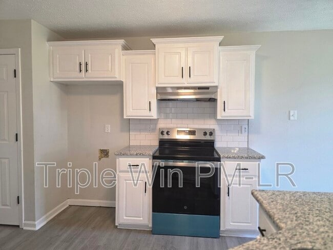 Building Photo - 1613 Moon Rd