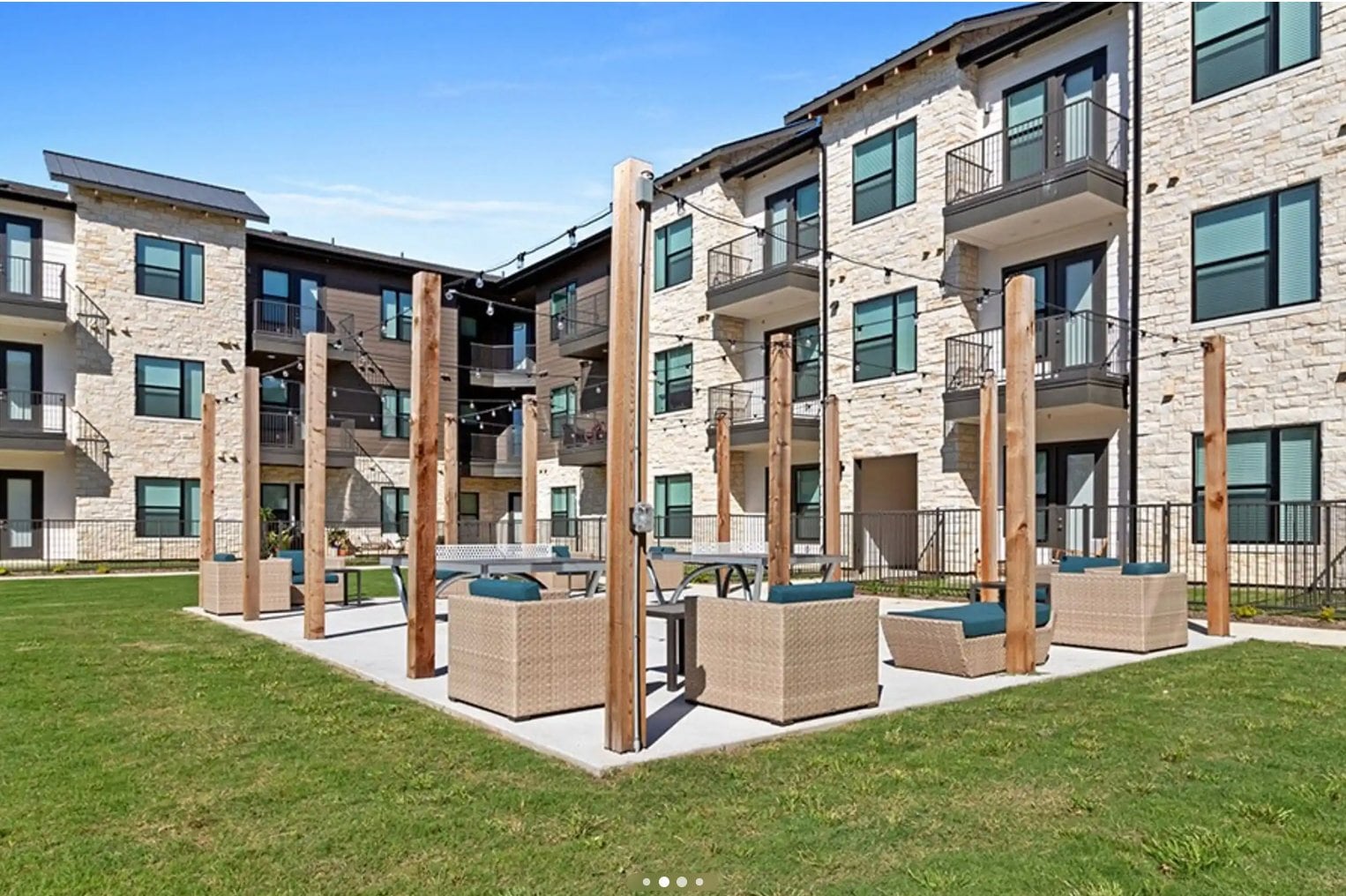 Building Photo - 8200 Glenn Day Dr