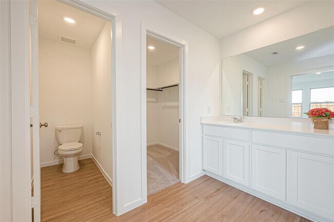 Building Photo - 3106 Elm Br Dr