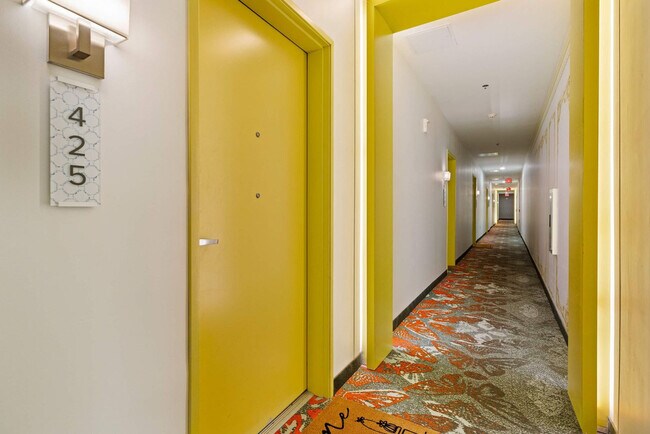 Building Photo - 309 Vine St