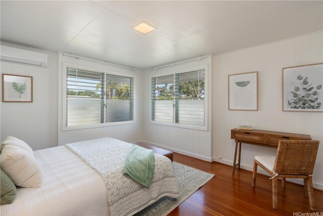 Building Photo - 4 Bedroom, 2.5 Bath House near Kailua Beac...