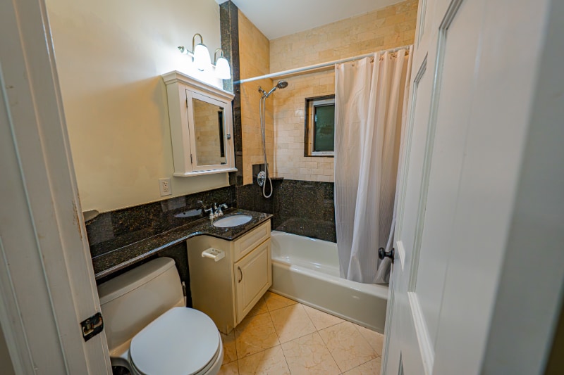 Building Photo - 290 Broadway