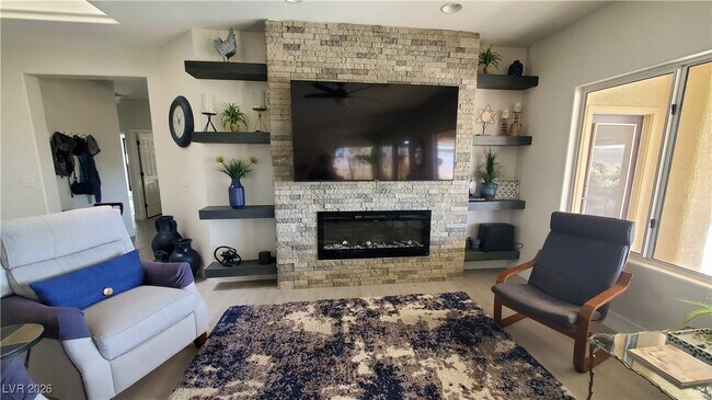 Building Photo - 2106 Dipinto Ave