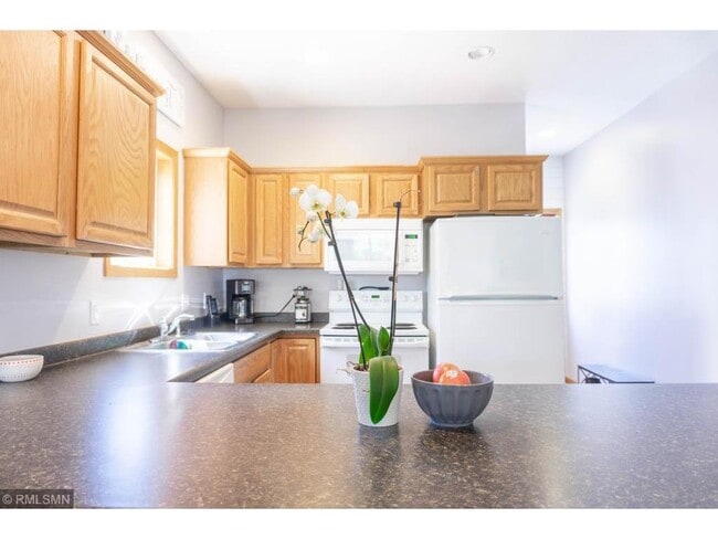 Building Photo - 2828 Faulkner Dr