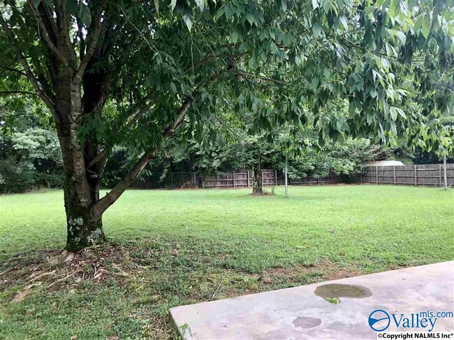 Building Photo - 348 Ariel Dr