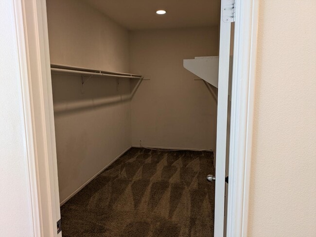 Building Photo - 14300 Maryknoll Ct