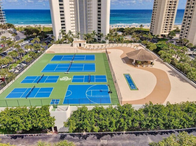 Building Photo - 3000 N Ocean Dr