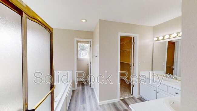 Building Photo - 4905 Teton Pl