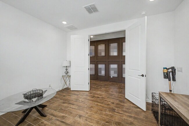 Building Photo - 4329 Nora Dr