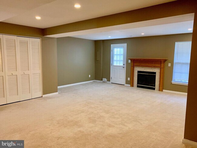 Building Photo - 8108 Horseshoe Cottage Cir