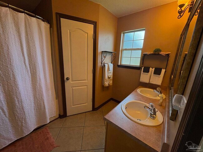 Building Photo - 4314 Quiet Ct