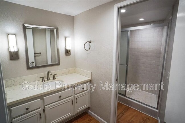 Building Photo - 23116 Yvette Ln