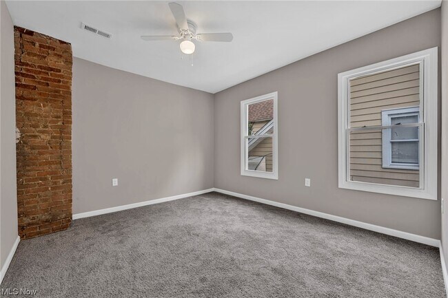 Building Photo - 3874 W 37th St