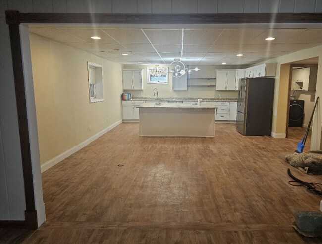 Building Photo - 139 Ladue Oaks Dr