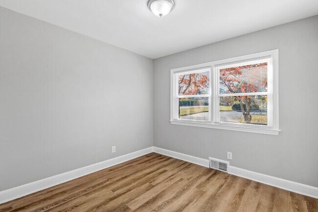 Building Photo - 2809 Keeler St