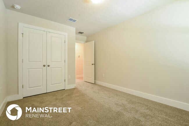 Building Photo - 313 Whiteheart Dr