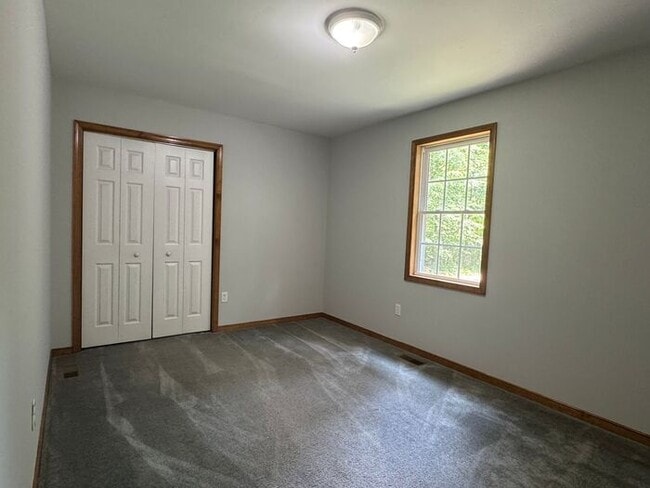Building Photo - 3361 Juanita Ln