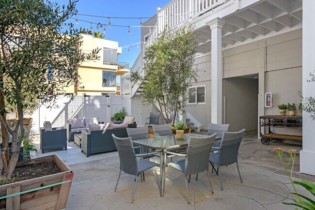 Building Photo - 3690 Carlsbad Blvd