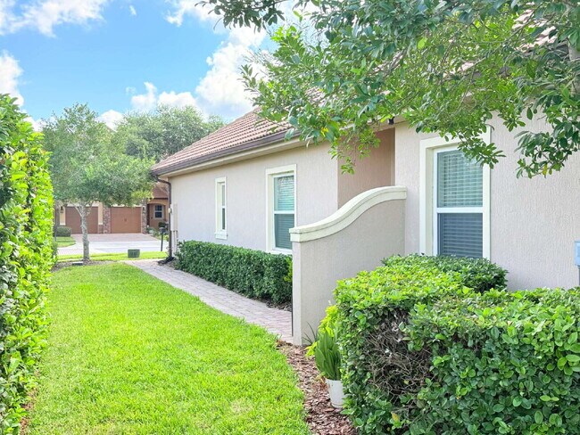 Building Photo - Beautiful 3-Bedroom Home in Lake Nona – $2...
