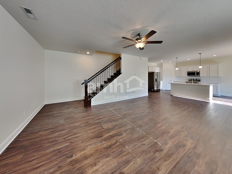 Building Photo - 8092 Rapala Ln