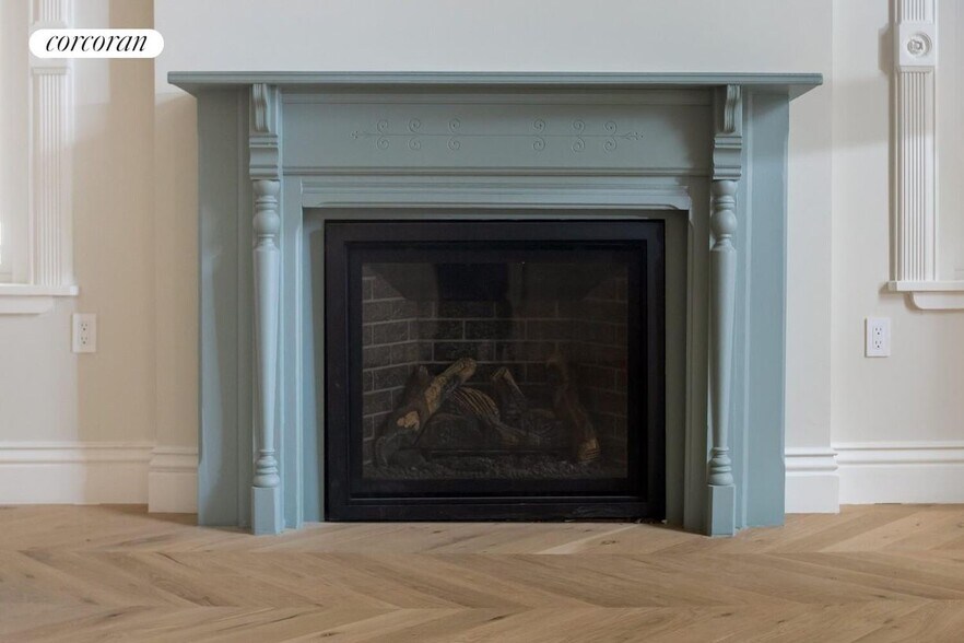 Building Photo - 1450 Pacific St