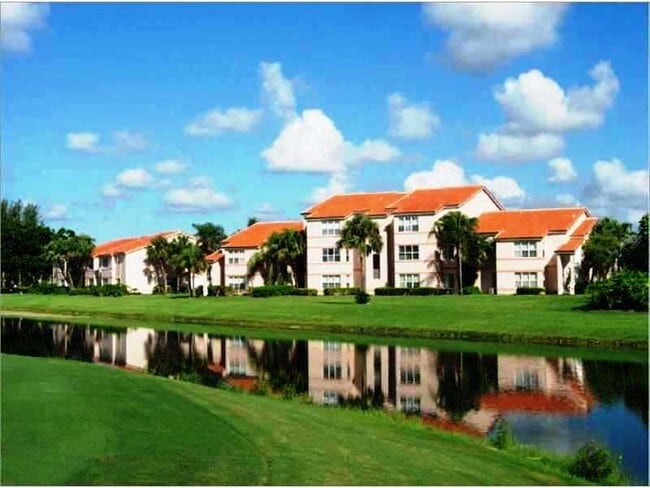 Building Photo - 3350 Pinewalk Dr N