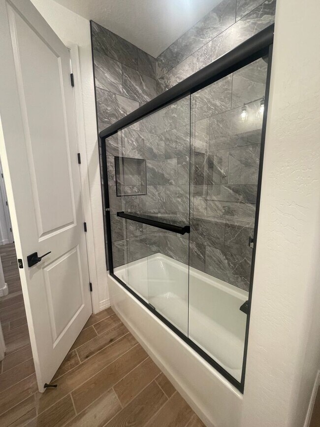 Building Photo - 13419 W Crimson Ter