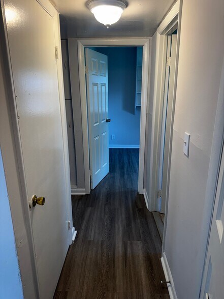 Building Photo - 4076 Prescott Ave