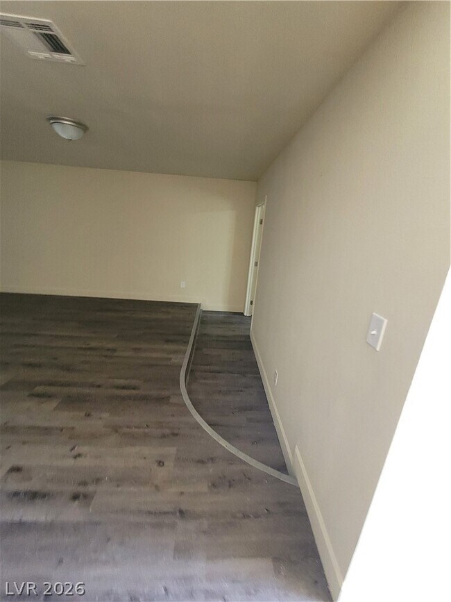 Building Photo - 3412 Townhouse Dr