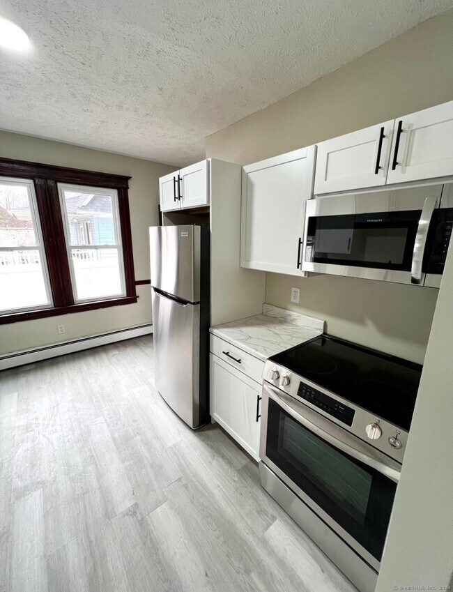 Building Photo - 25 Washington Ave