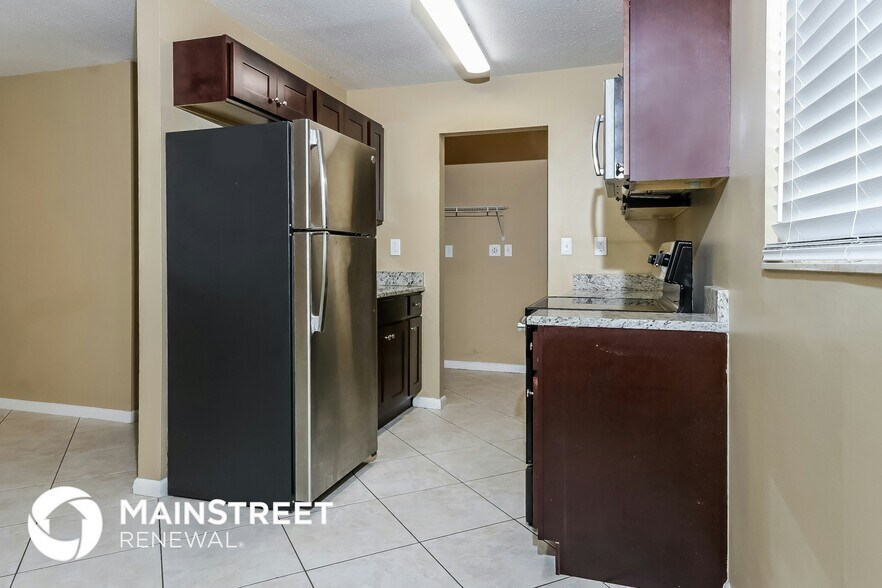 Building Photo - 1464 7th St