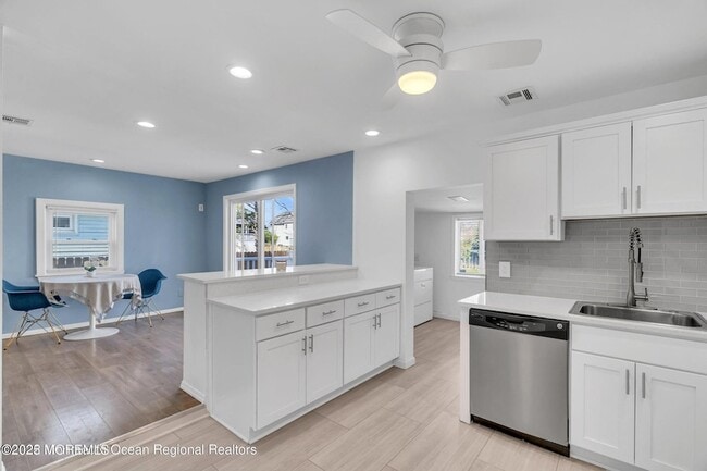 Building Photo - 505 West St