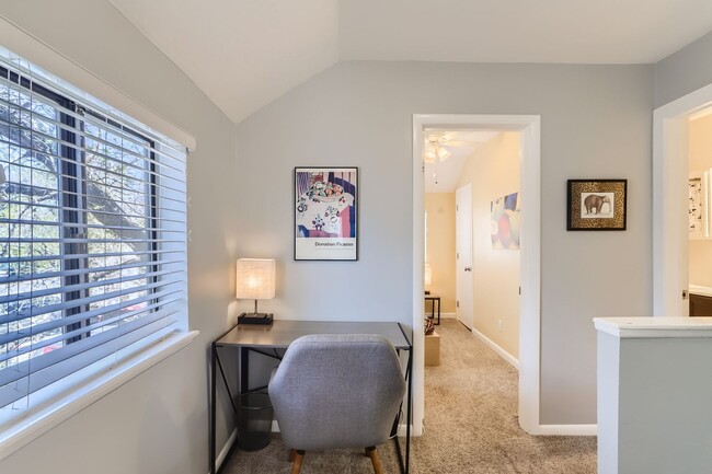 Building Photo - Downtown Tranquility: 2BDR Escape in Lafayette