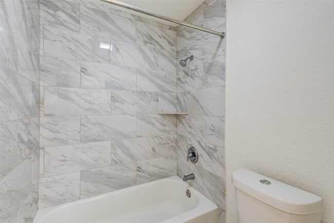 Building Photo - 5103 Austin St