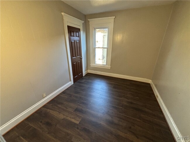 Building Photo - 1070 S Geddes St