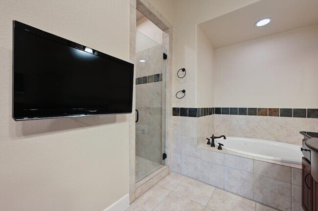 Building Photo - 1036 Liberty Park Dr