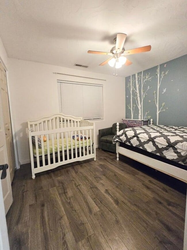 Building Photo - Charming 3 Bed, 2 Bath Home in Quiet Cul-d...