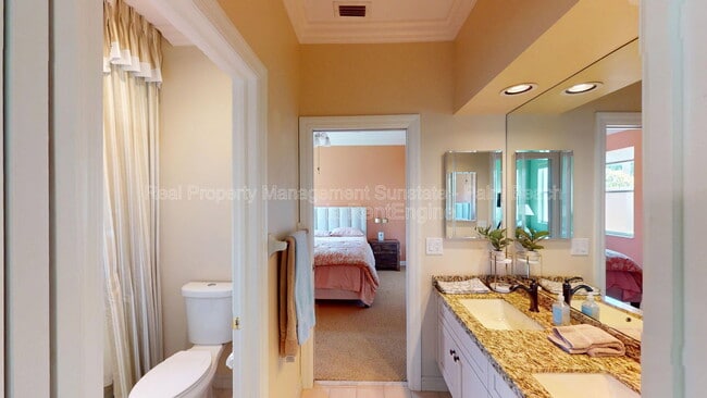 Building Photo - 71 Cayman Pl