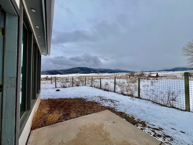 Building Photo - Rural Home for Rent in the Country