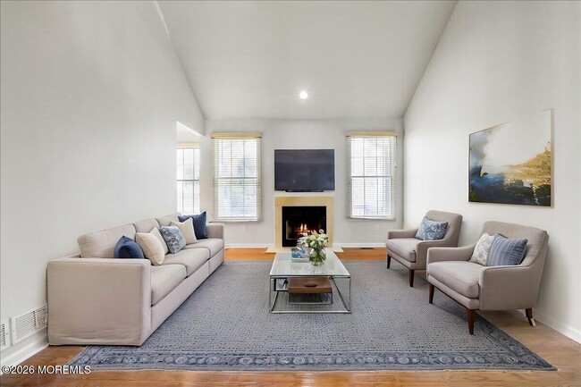 Building Photo - 3 Vancleve Rd