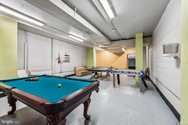 Building Photo - 10500 ROCKVILLE PIK